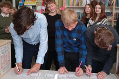 Счастье с нами!