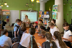 Юный художник