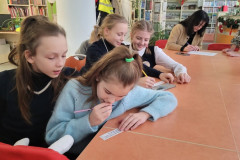 Кто знает АЗ и БУКИ, тому и книги в руки