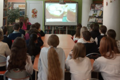 За чашкой чая с книгой