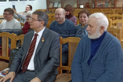 «12 месяцев в объективе и словах»: душевность и позитив