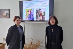 Живёт писатель по соседству