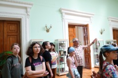 Виды искусства в интерьерах областной библиотеки