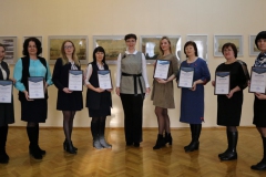 Победители конкурса с директором областной библиотеки М.С. Рафеевой