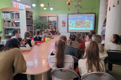 «Поём, пляшем и танцуем. Колядуем, колядуем!»