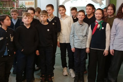 Каждый парень воин бравый!