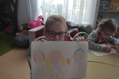 Мама, папа, я – дружная семья