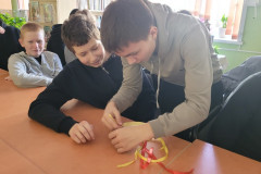 Как на Масляной неделе блины в библиотеке ели…