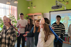 Как на Масляной неделе блины в библиотеке ели…