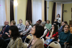 Презентация сборника «Время циклонов» Галины Нечаевой