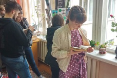 Учащиеся колледжа искусств в Славянской библиотеке