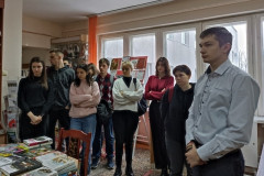 Студенты-медики в Славянской библиотеке