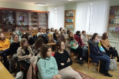 В Славянском кинозале