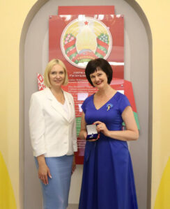 Награждение юбилейным знаком