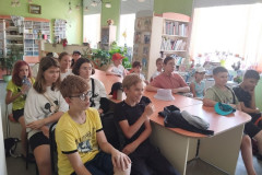 Уголок Читалия на планете ДЕТСТВА