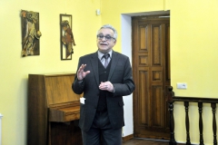 «Город читающих Ангелов» Олега Ананьева