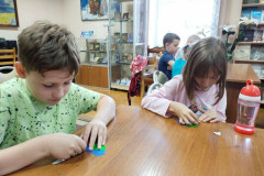 Каникулы с пользой в областной библиотеке