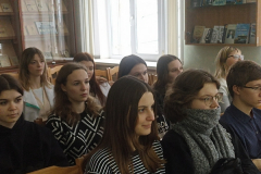 Первокурсники медуниверситета в Славянской библиотеке