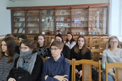 Первокурсники медуниверситета в Славянской библиотеке