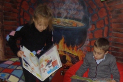 OLYMPUS DIGITAL CAMERA