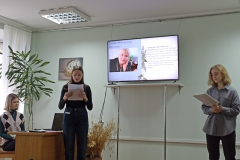 Жанчына. Кветка. Песня. Зорка